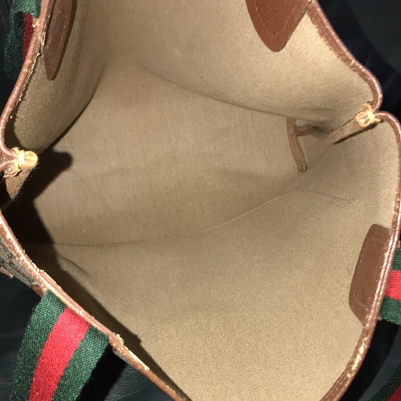 ⭐️Host Pick⭐️ VINTAGE GUCCI TOTE BAG - Picture 7 of 16